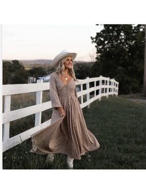 Boho Long Sleeve Maxi Dress in Taupe